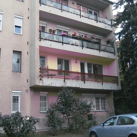 Apartment Platan *