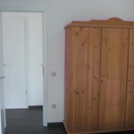 Platan Apartment *